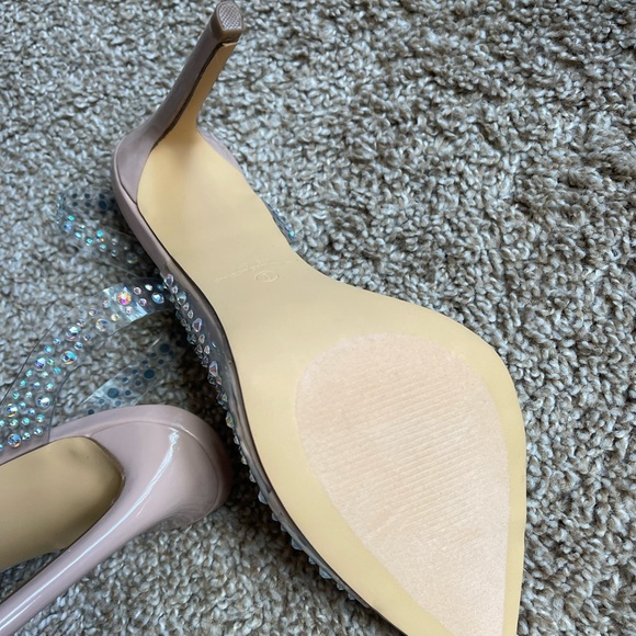 MISS LOLA - ANALEZI - NUDE
EMBELLISHED PEEP TOE HEELS - Picture 9 of 13